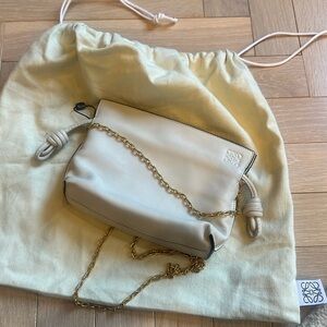 Loewe nano Flamenco white